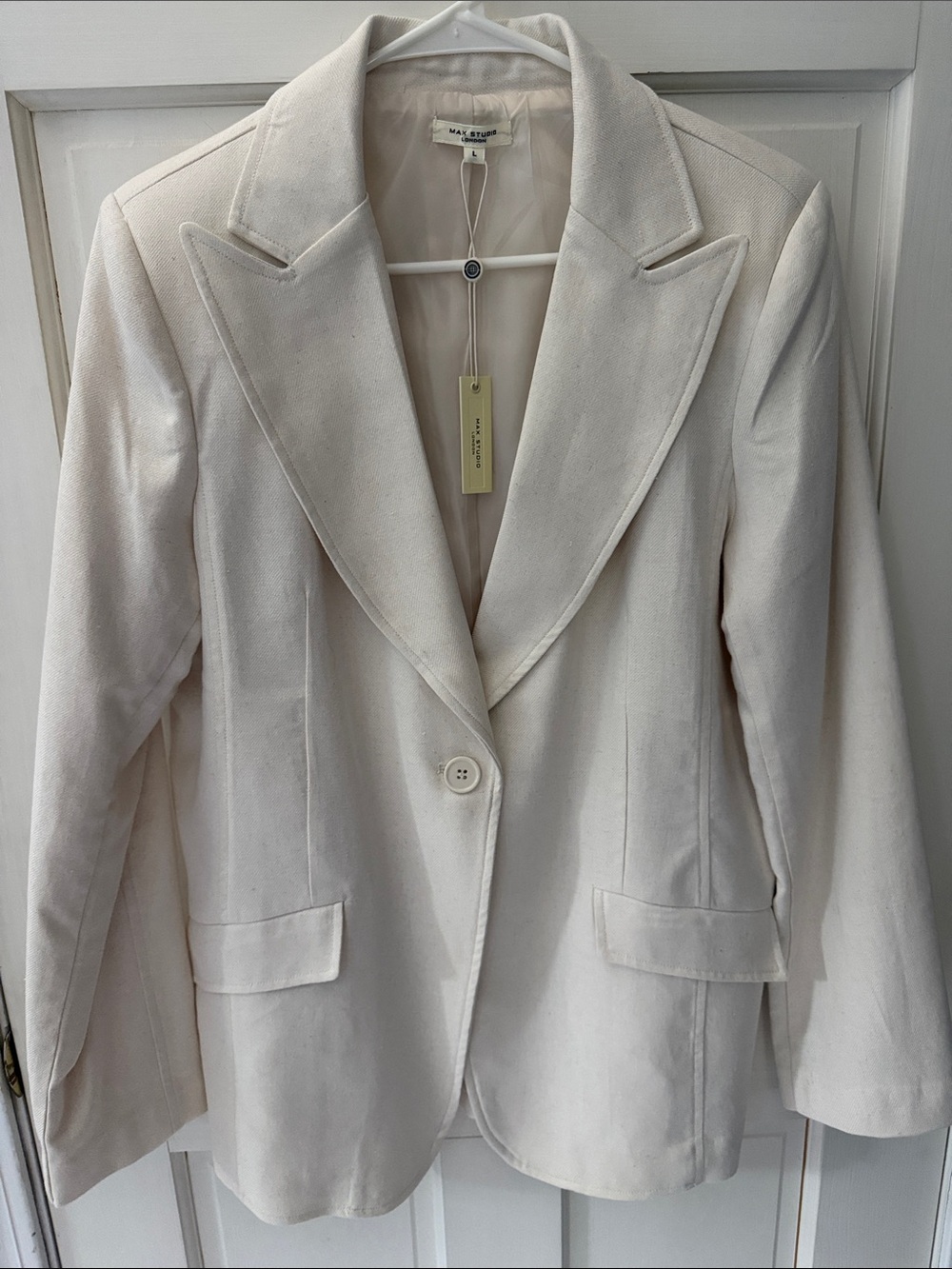NWT Max Studio Women’s Cream Single-Button Tailored Blazer